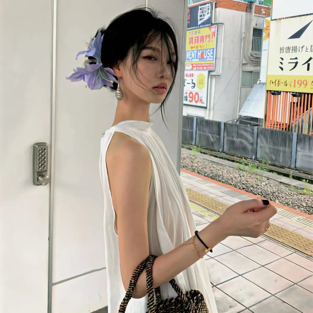 出墙花